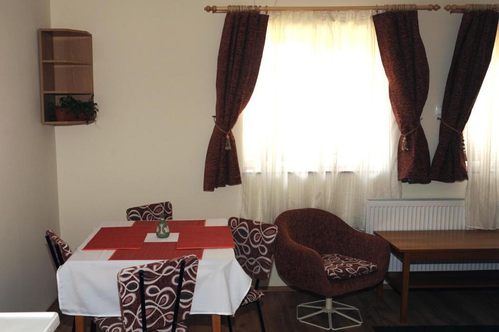 Arany Szőlő Wellness Apartmanház Heviz Quarto foto