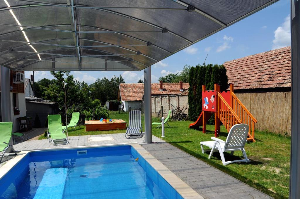 Arany Szőlő Wellness Apartmanház Heviz Exterior foto