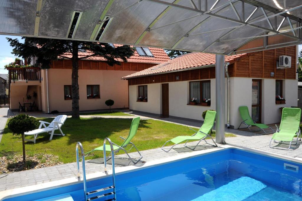 Arany Szőlő Wellness Apartmanház Heviz Exterior foto