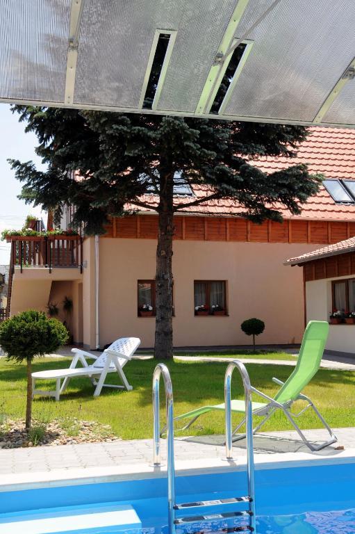 Arany Szőlő Wellness Apartmanház Heviz Exterior foto